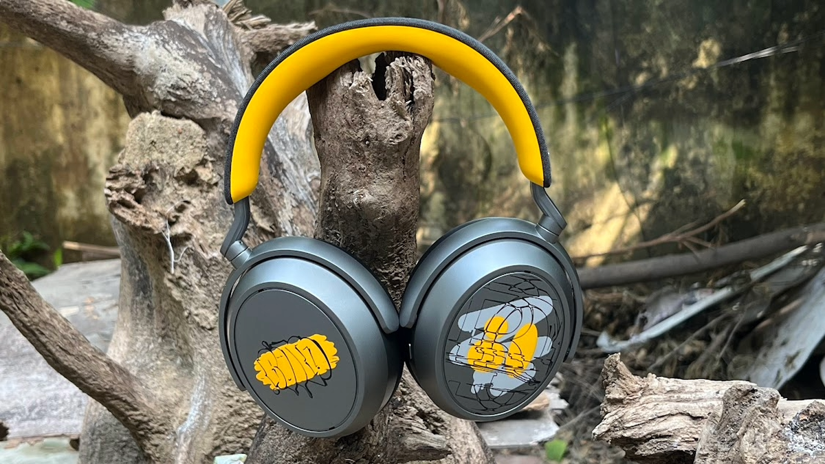 Sennheiser Momentum 4 80th Anniversary Edition Review | A unique